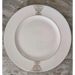 Lovely Vera Wang Wedgewood China Imperial Scroll